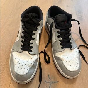 Nike Air Force Men's Classic Gray and White Sneakers